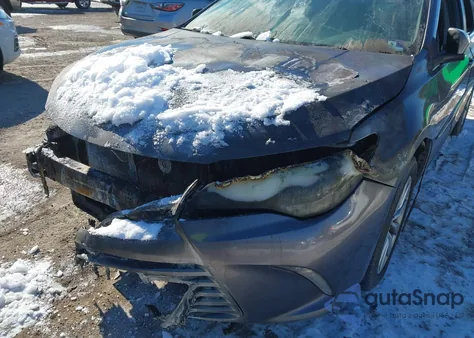 2017 Toyota Camry Xle z USA, uszkodzony, nr VIN 4T1BF1FK2HU628941